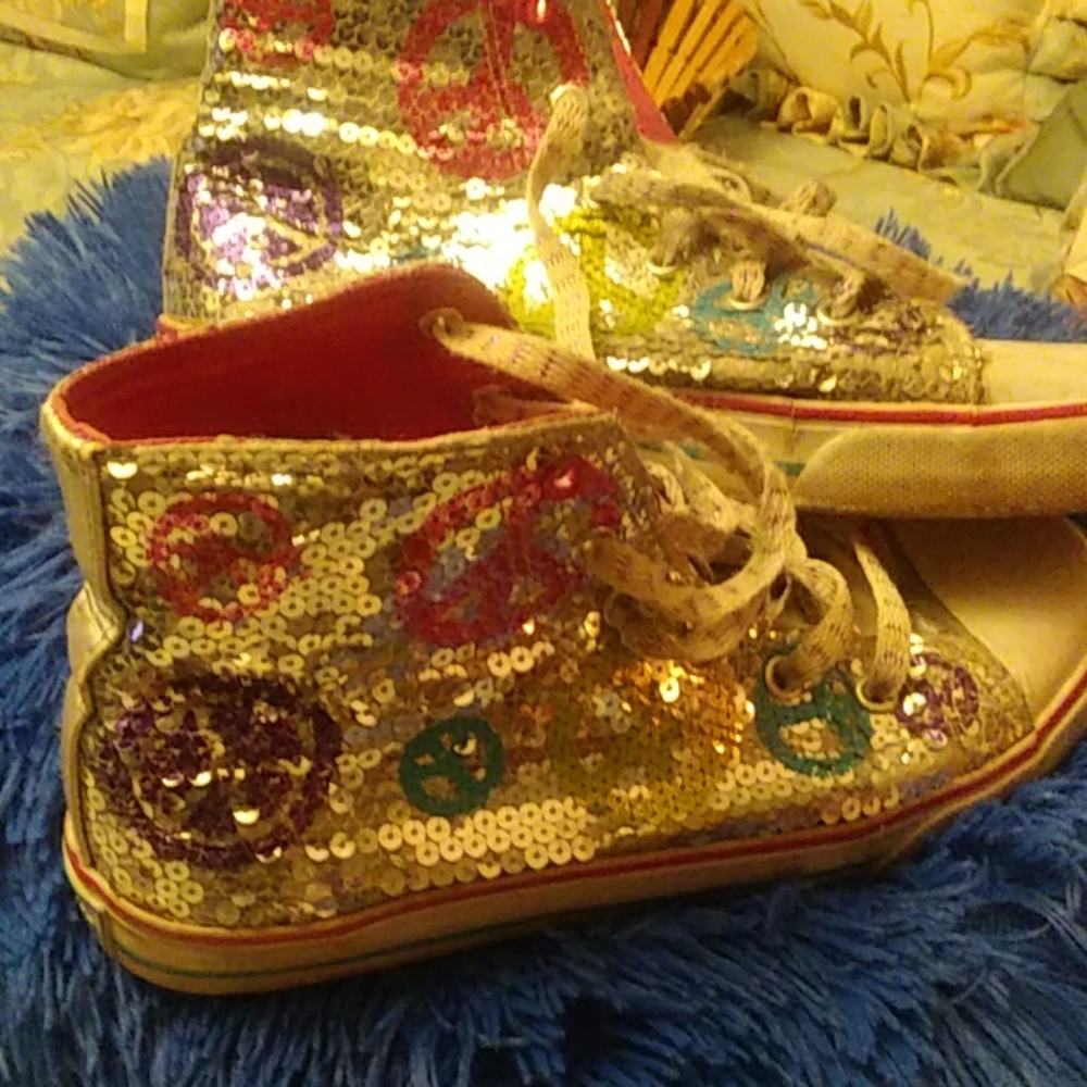 High top sneakers